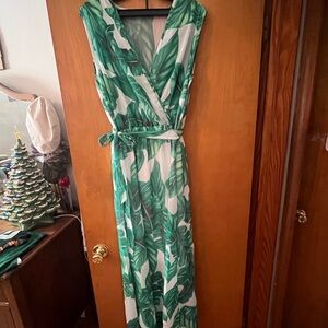 Tropical Green Leaf Print Dress